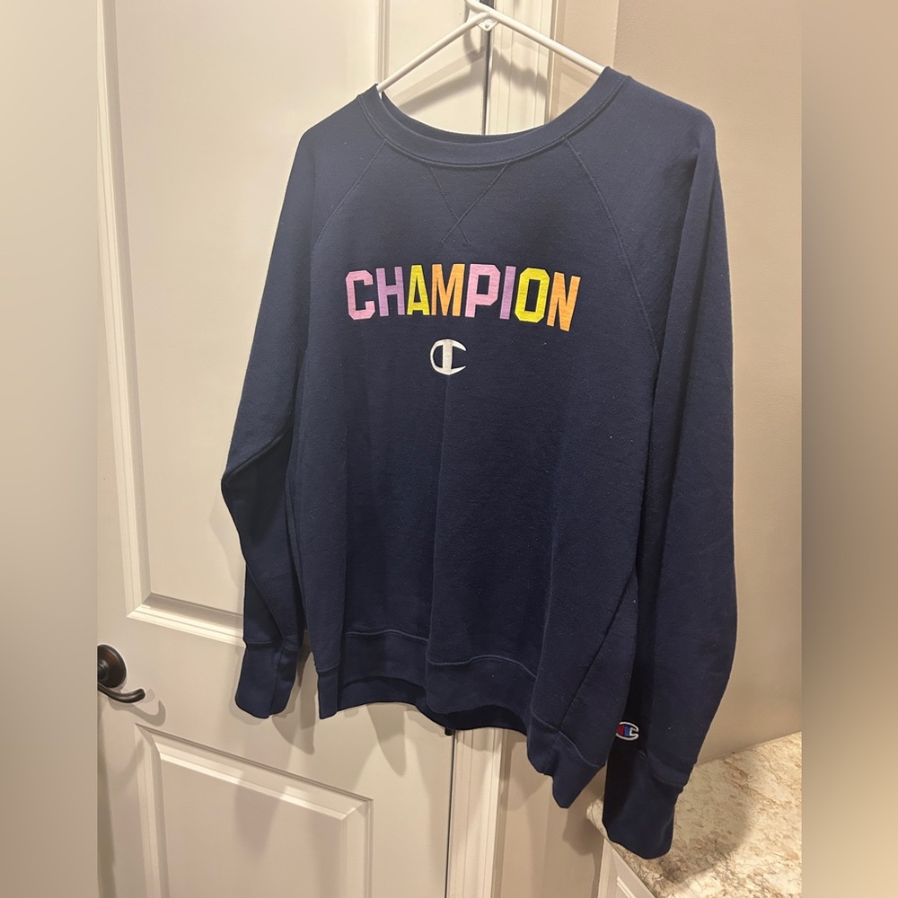Women’s Champion Crewneck Logo Large